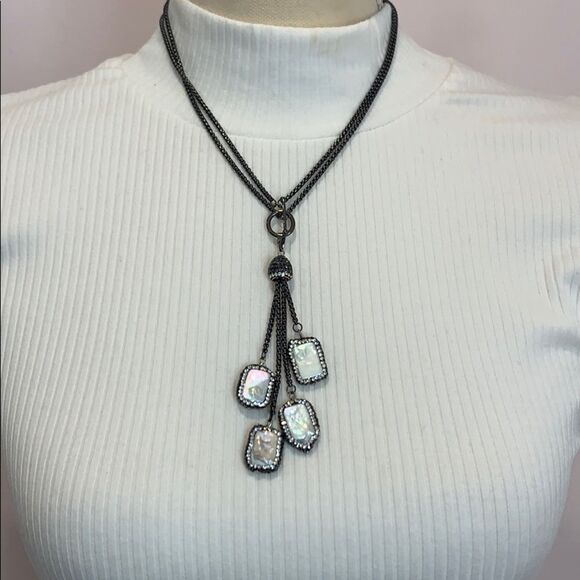 Gorgeous 2-way Necklace with Detachable Stone - Picture 1 of 5